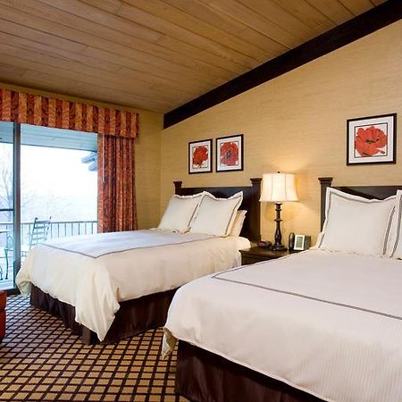Summit Village Bellaire Zimmer foto